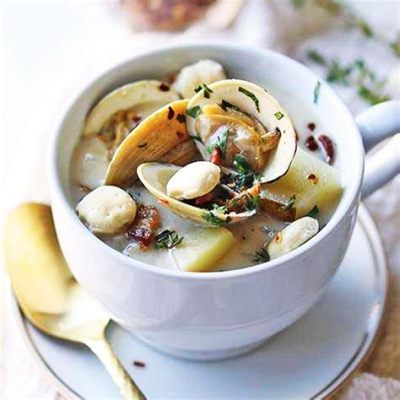  Clam Soup With Glutinous Rice: Uma Deliciosa Fusão de Sabores Oceânicos e Texturas Aveludadas!