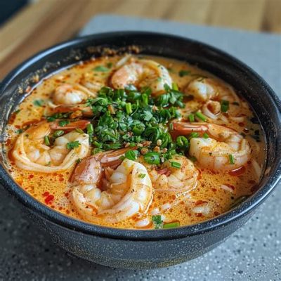  Laksa Johol: Uma explosão picante e aromática em cada colherada de caldeirada malásia!