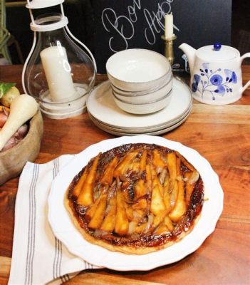 Tarte Tatin: Uma Explosão de Sabores Caramelizados e Crosta Dourada e Fofa!