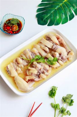  Wenchang Chicken: Um Banquete de Frango Tostado e Sabores Intensos que Dançam na Boca!